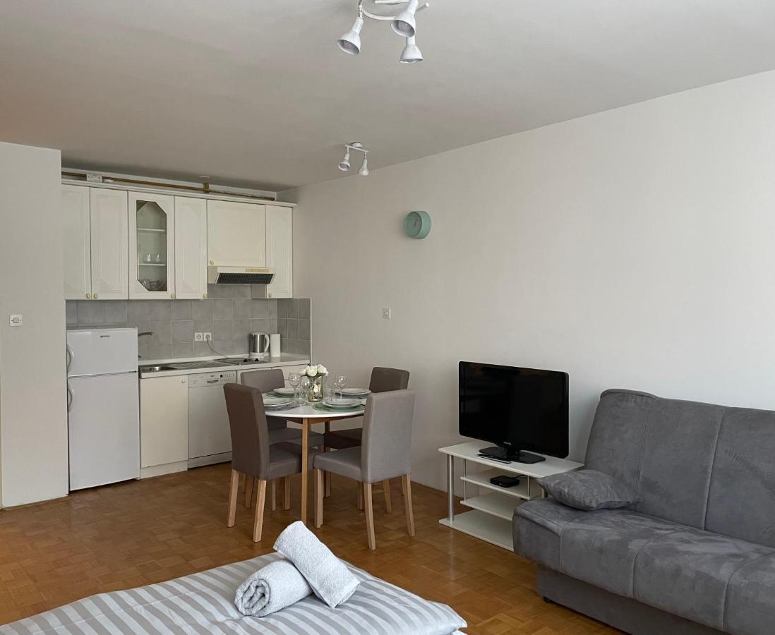 Apartment Green - Grey Lubiana Esterno foto